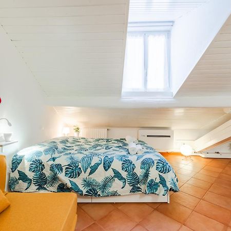 Ferienwohnung The White Jungle - San Babila Attic Mailand Exterior foto