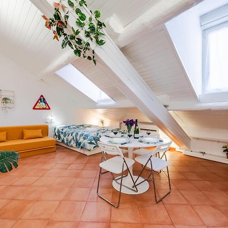 Ferienwohnung The White Jungle - San Babila Attic Mailand Exterior foto